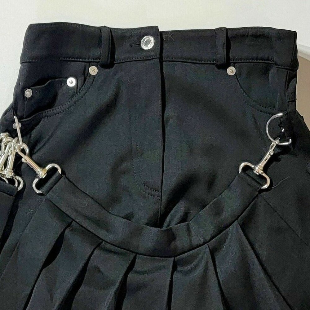 Moschino Mini Skirt / Shorts With Pleated Apron, Women's Size US 2 - Picture 4 of 9